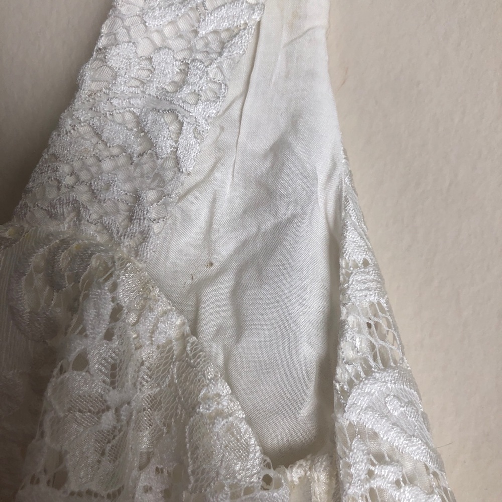 Winston Lace Open Back Top - Picture 8 of 13